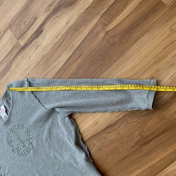 Quacker Factory Peace Sign Embellished Thermal Shirt 2X Gray Pullover READ - Picture 6 of 10